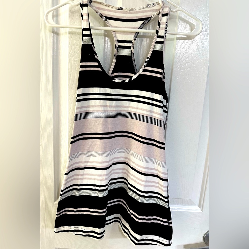 Lululemon Racerback Tank EUC black, tan and white stripes.  Size 8